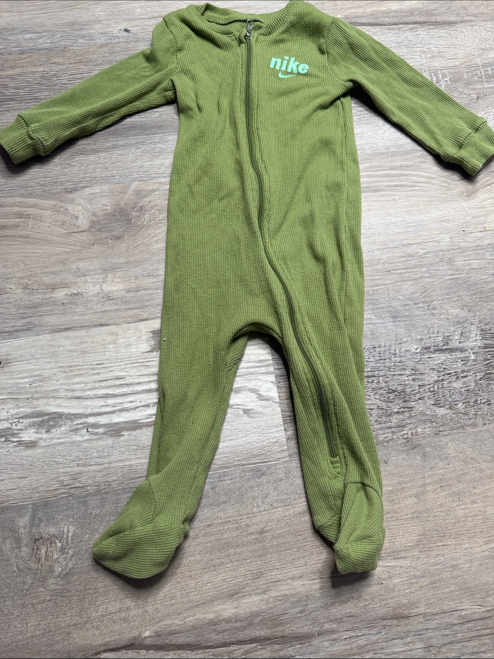 Nike Olive Green Footed Baby One-Piece Zipper Sleeper Size 9M